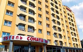 Sonata Hotel & Restaurant "Готель Соната" Λβιβ Exterior photo